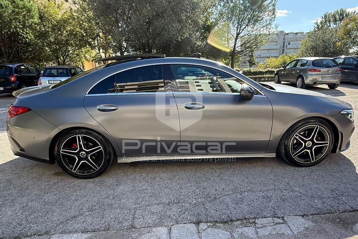 MERCEDES CLA 180 d Automatic Premium