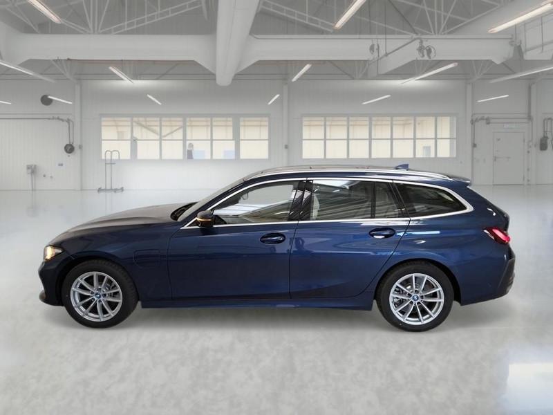 BMW 330 XDRIVE TOURING AUTO STATION WAGON