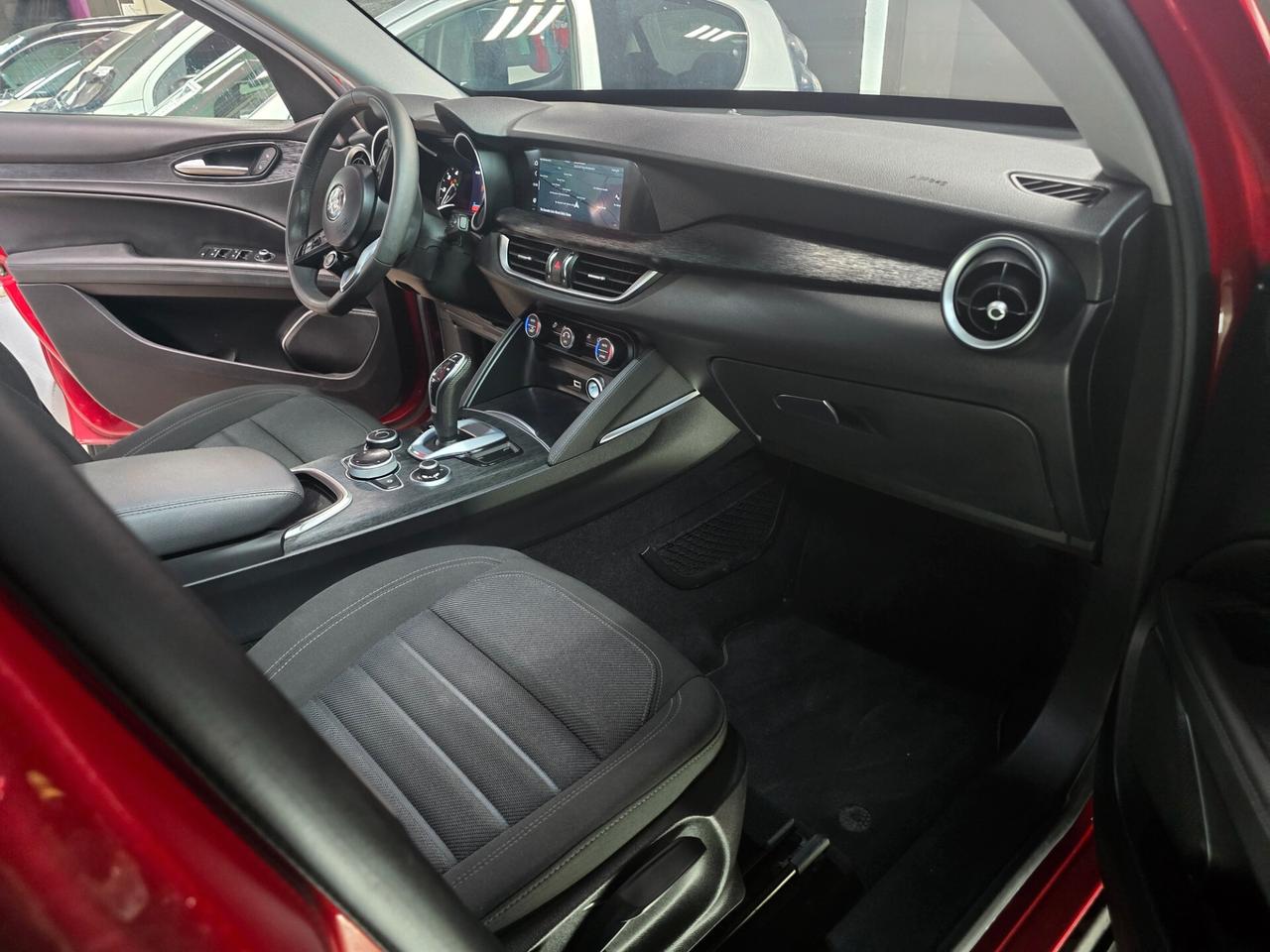 Alfa Romeo Stelvio 2.2 Turbodiesel 190 CV AT8 Q4 Business