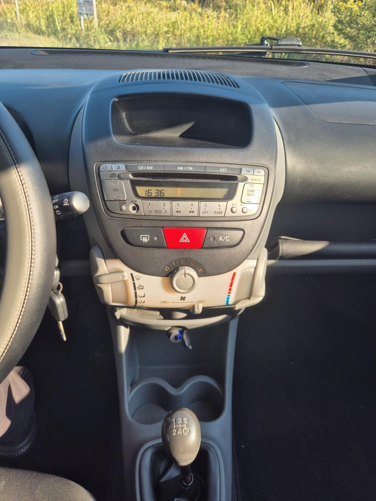 Toyota Aygo 1.0 12V VVT-i 3 porte Sol