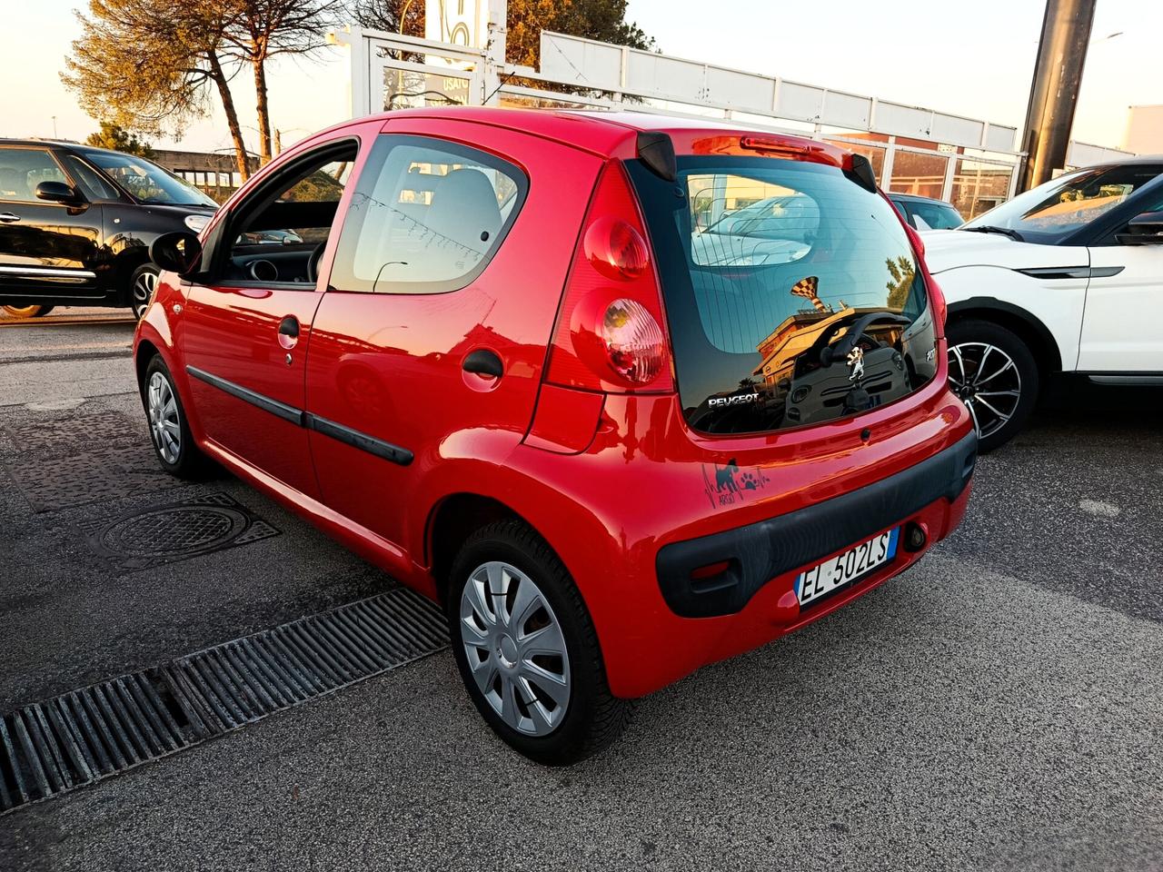 Peugeot 107 1.0 68CV 5p. Urban Move 2012