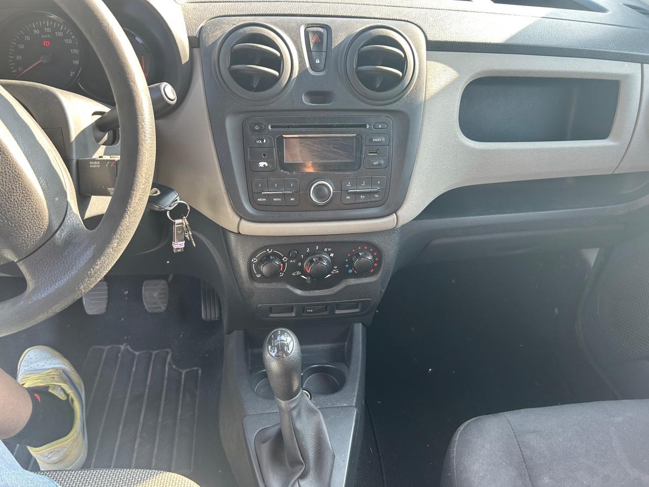 Dacia Dokker Van 1.5 dCi 75 CV – Autocarro N1 – Cinghia Distribuzione Sostituita