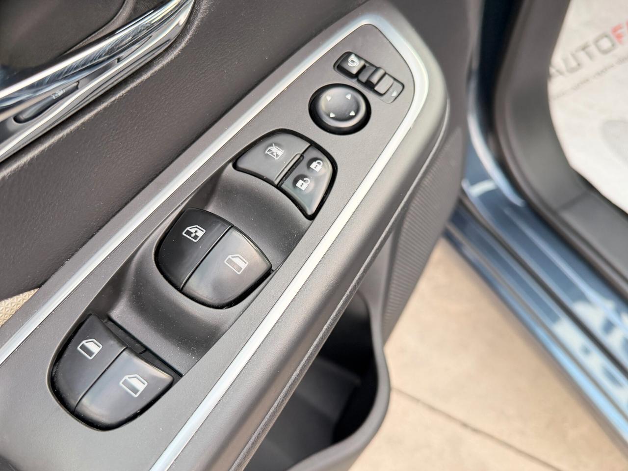 Nissan Micra IG-T 100 5 porte N-Connecta