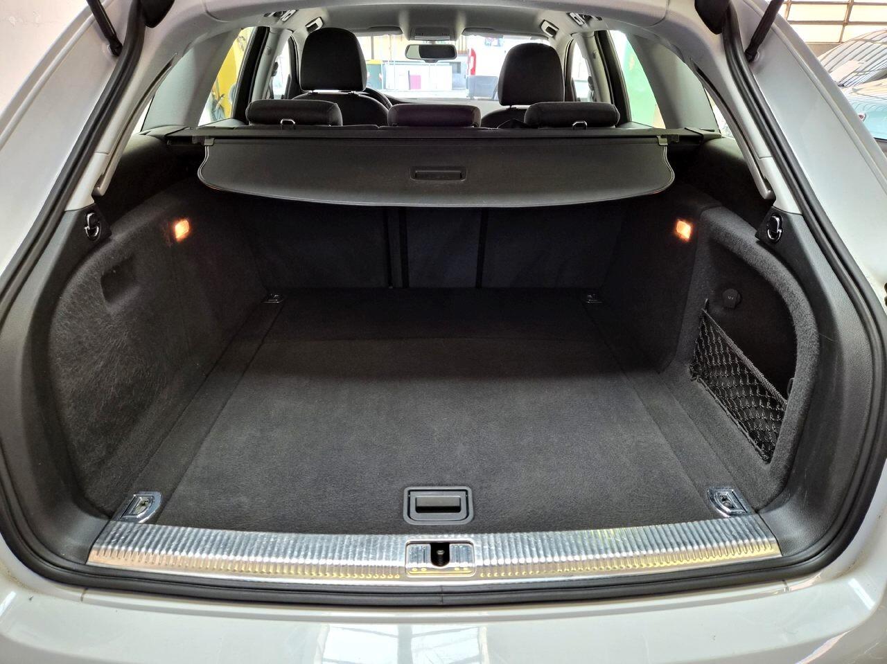 Audi A4 Avant 2.0 TDI 150cv Euro 6B Ambient
