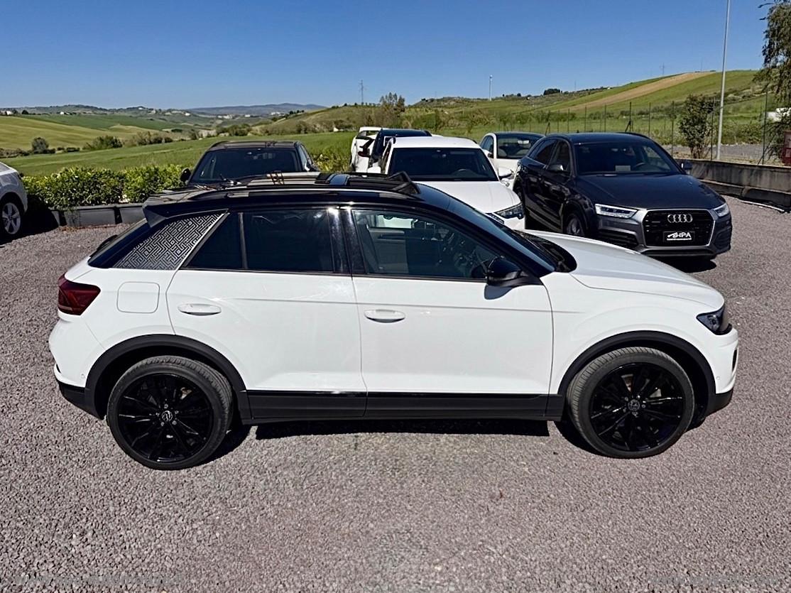 VOLKSWAGEN T-Roc 1.5 TSI 150CV SPORT LED NAVI TETTO RETROCAMERA