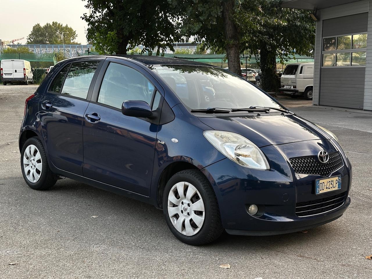 Toyota Yaris 1.4 D-4D 5 porte Sol