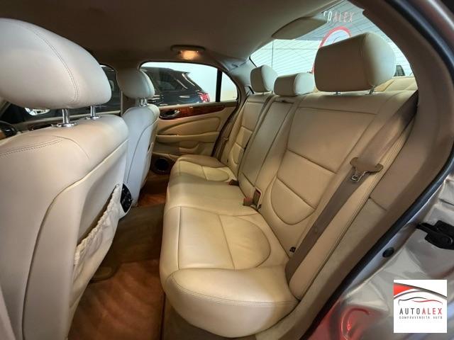 JAGUAR - XJ8 4.2 V8 298cv