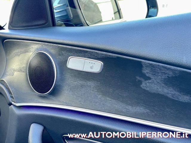 MERCEDES-BENZ E 220 d Sport (Virtual/Navi/Retro/LED)