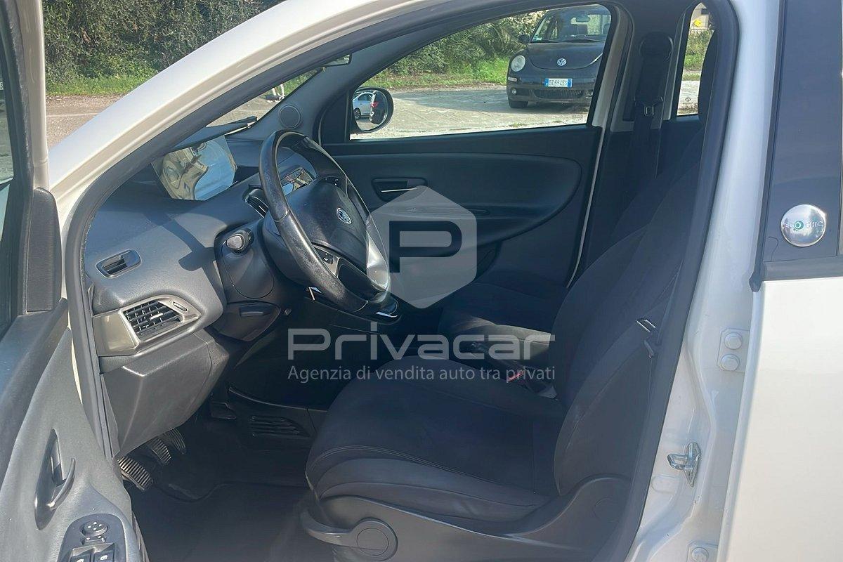 LANCIA Ypsilon 0.9 TwinAir 85 CV 5 porte Metano Ecochic Gold