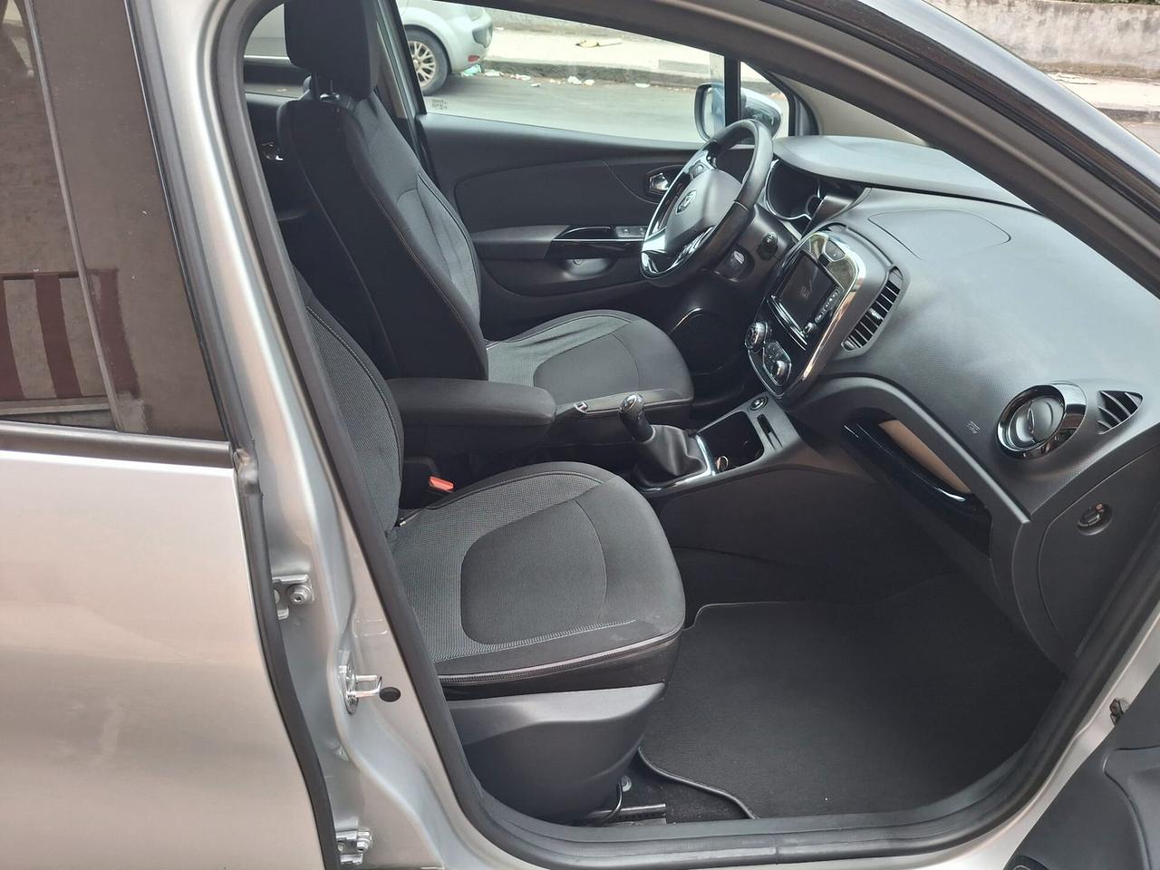 Renault Captur 1.5 dCi 8V 90 CV EDC Energy R-Link