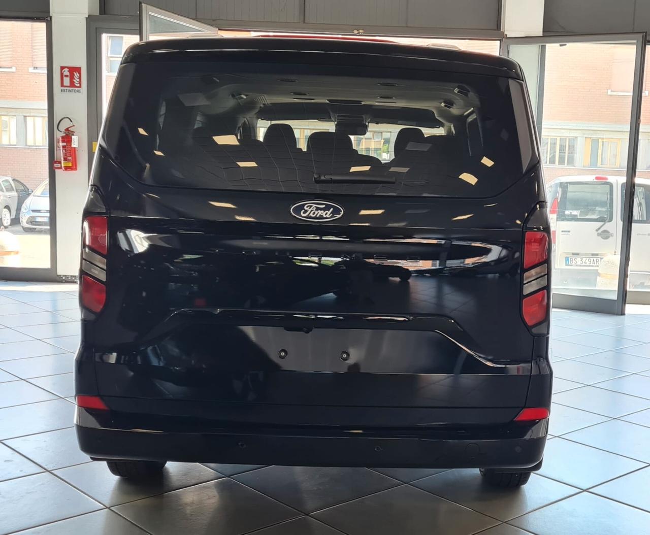 Ford Transit Custom 2.0 Ecoblue 136cv 8 posti