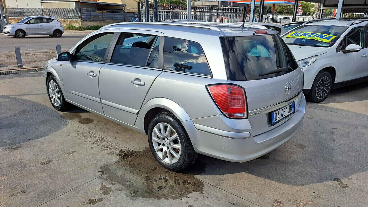 Opel Astra 1.6 Benzina Twinport Station Cosmo