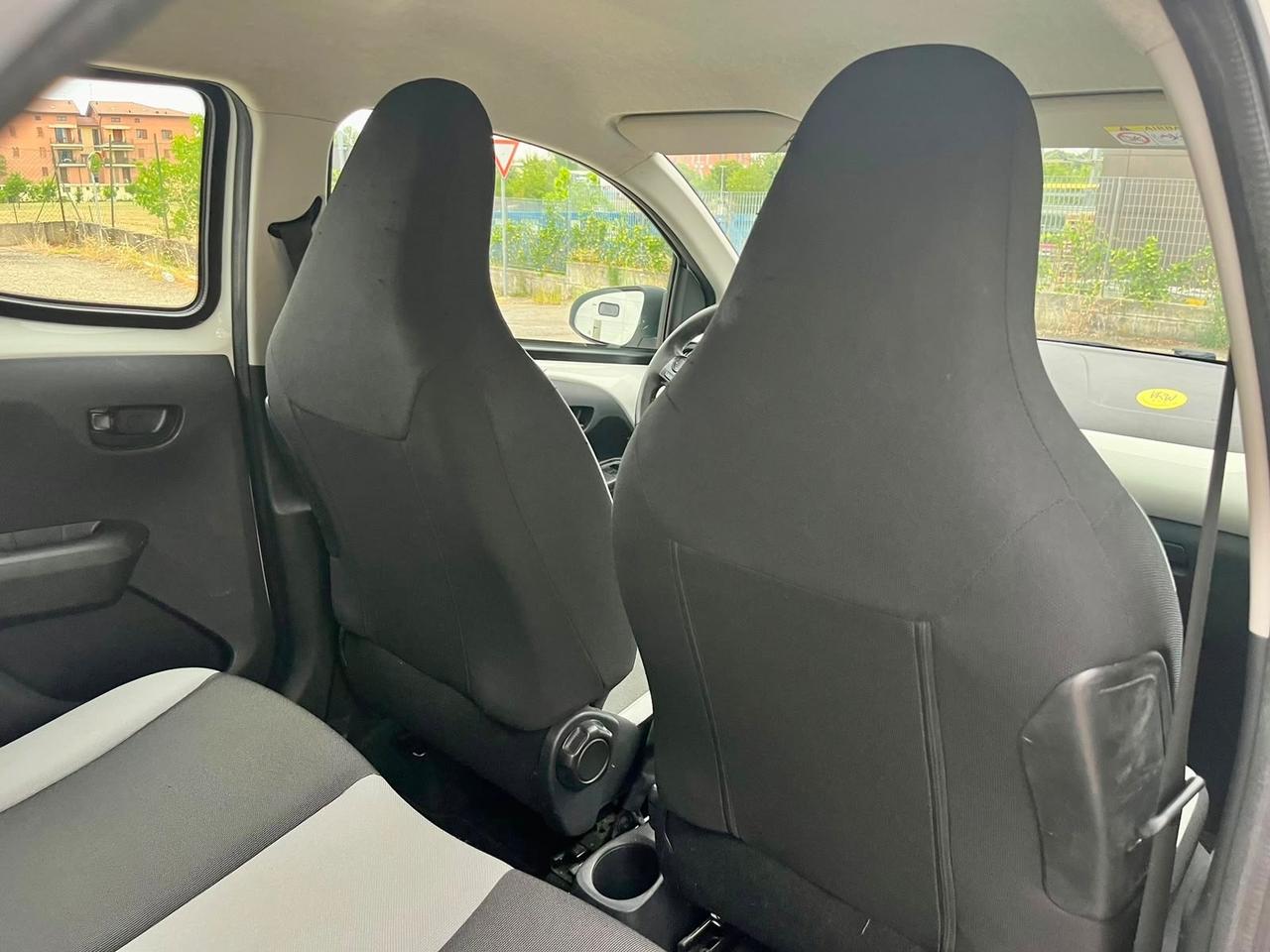 Toyota Aygo 1.0benz 2015 163.000km neopatentati