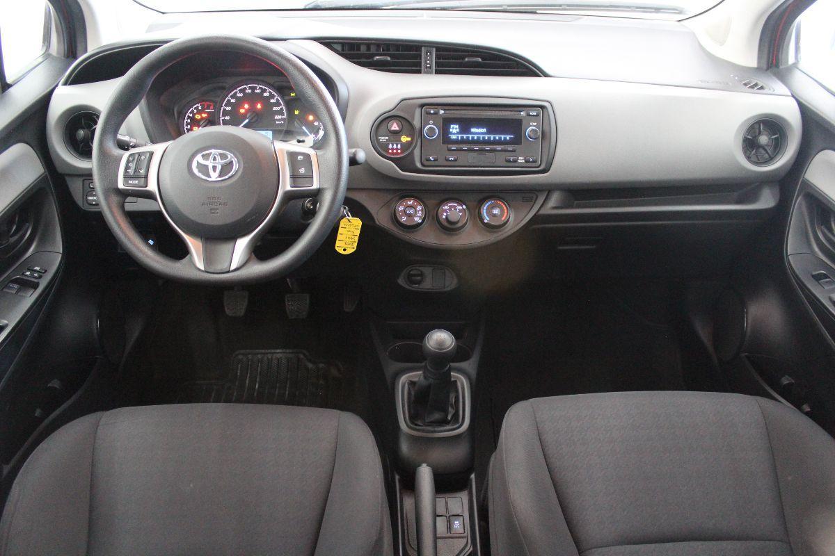 TOYOTA - Yaris - 1.0 5p. Cool
