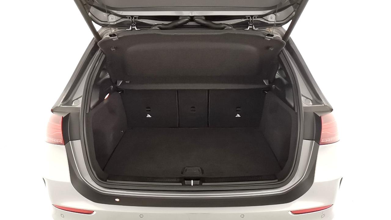 Mercedes-Benz Classe B - W247 2023 - B 180 AMG Line Premium auto