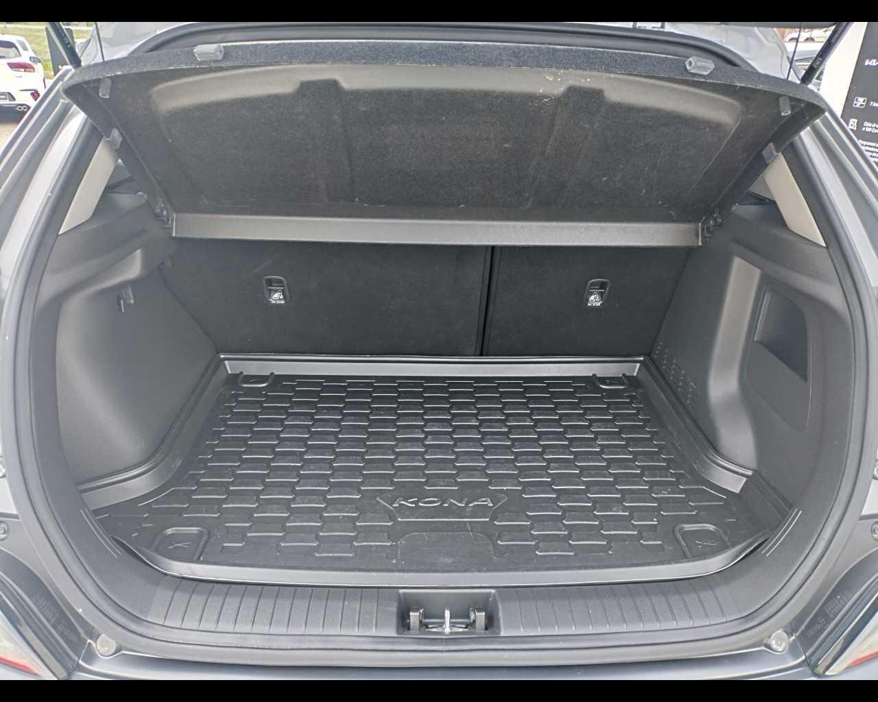 HYUNDAI Kona 1.6 Xline Safety Pack