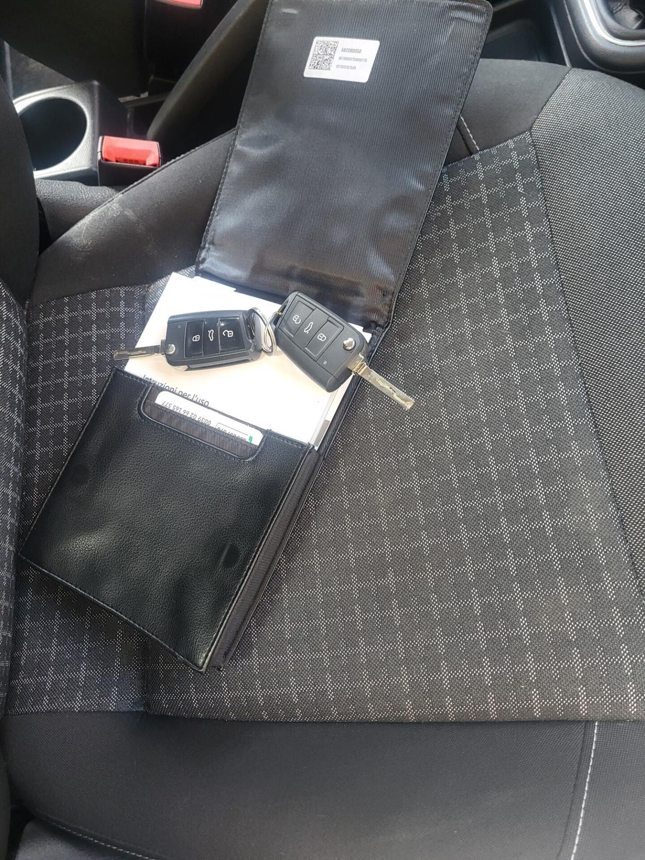 VOLKSWAGEN POLO 1,0 MPI-EURO 6-UNICA PROPRIETARIA