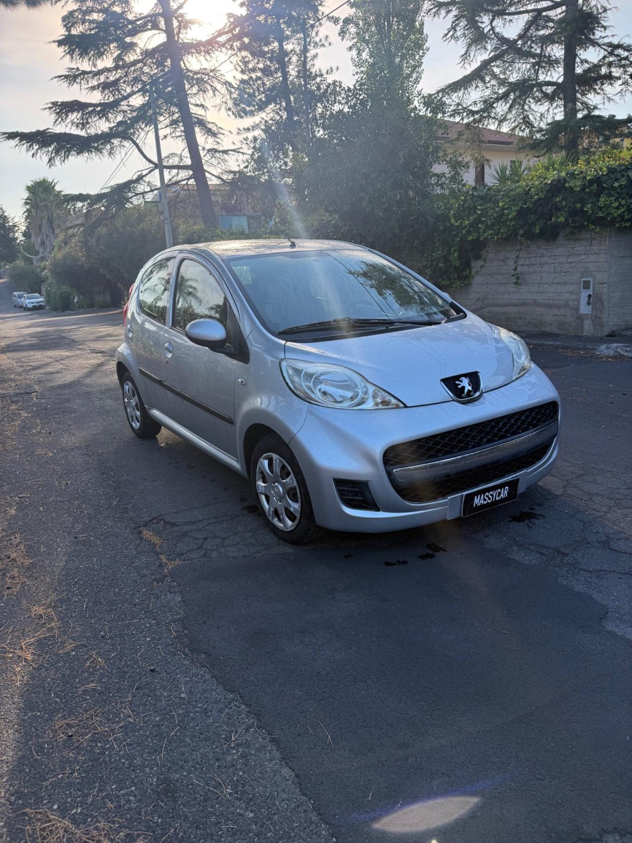 Peugeot 107 1.0 68CV 5p. Allure 2Tronic