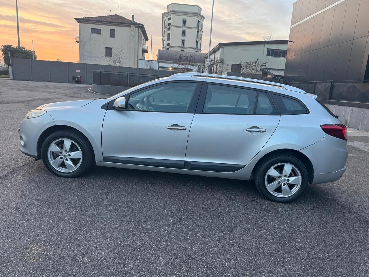 Renault Megane 1.5 dCi 110CV SporTour Dynamique