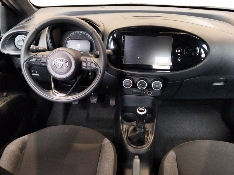 Toyota Aygo X Aygo X 1.0 Active 72cv