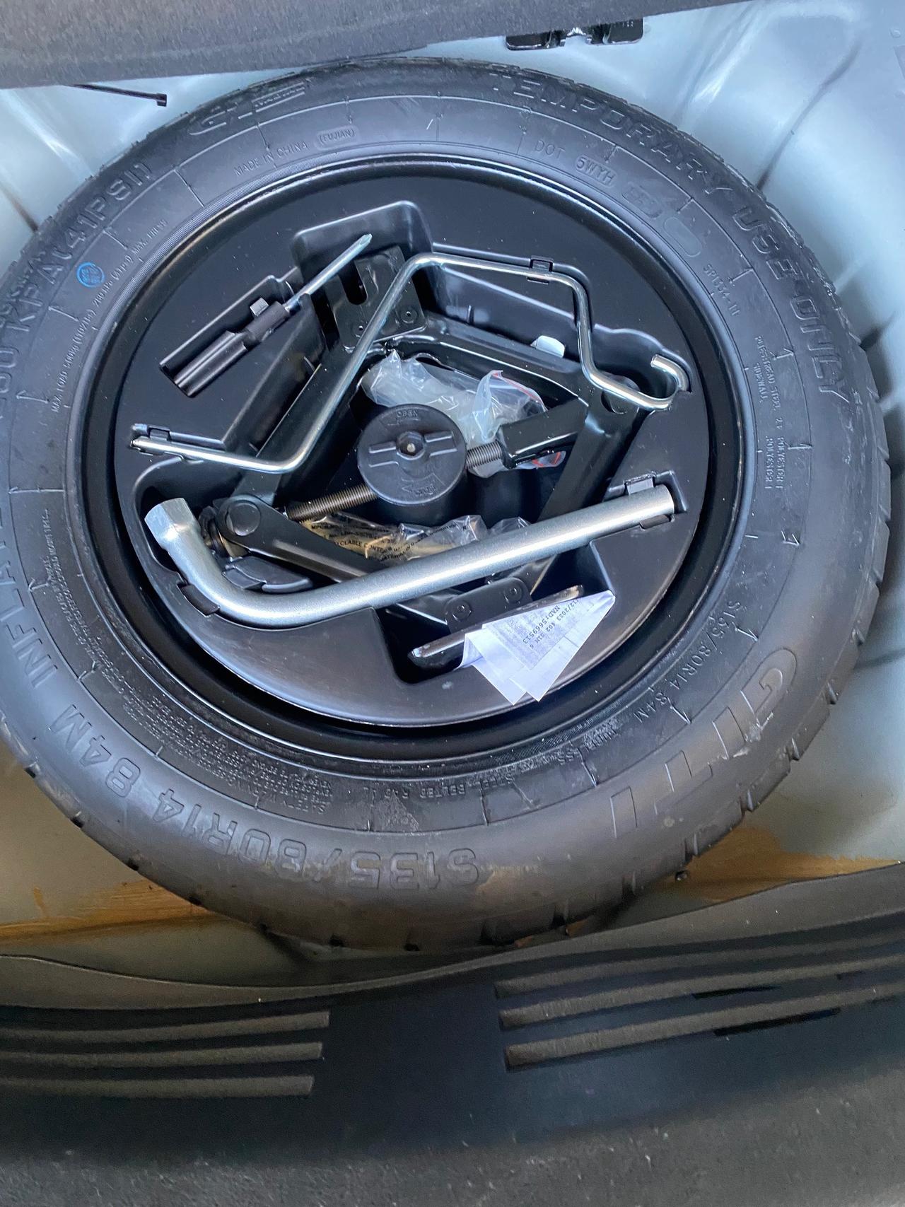 Lancia Ypsilon 1.0 firefly hybrid Platino s&s 70cv