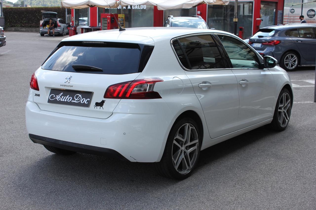 Peugeot 308 1.6 e-HDi 115 CV Allure