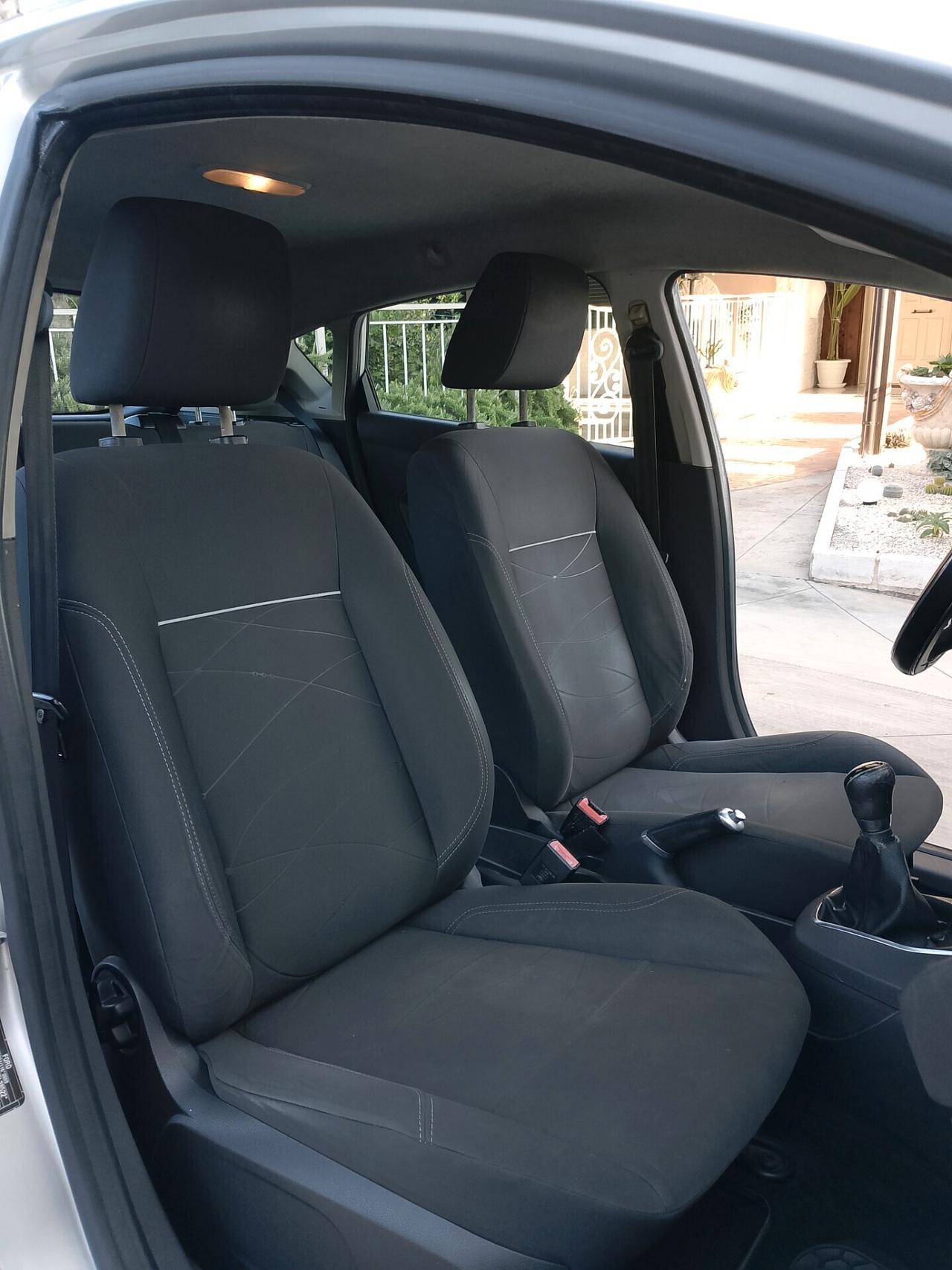 Ford Fiesta 1.2 60CV 5 porte Titanium