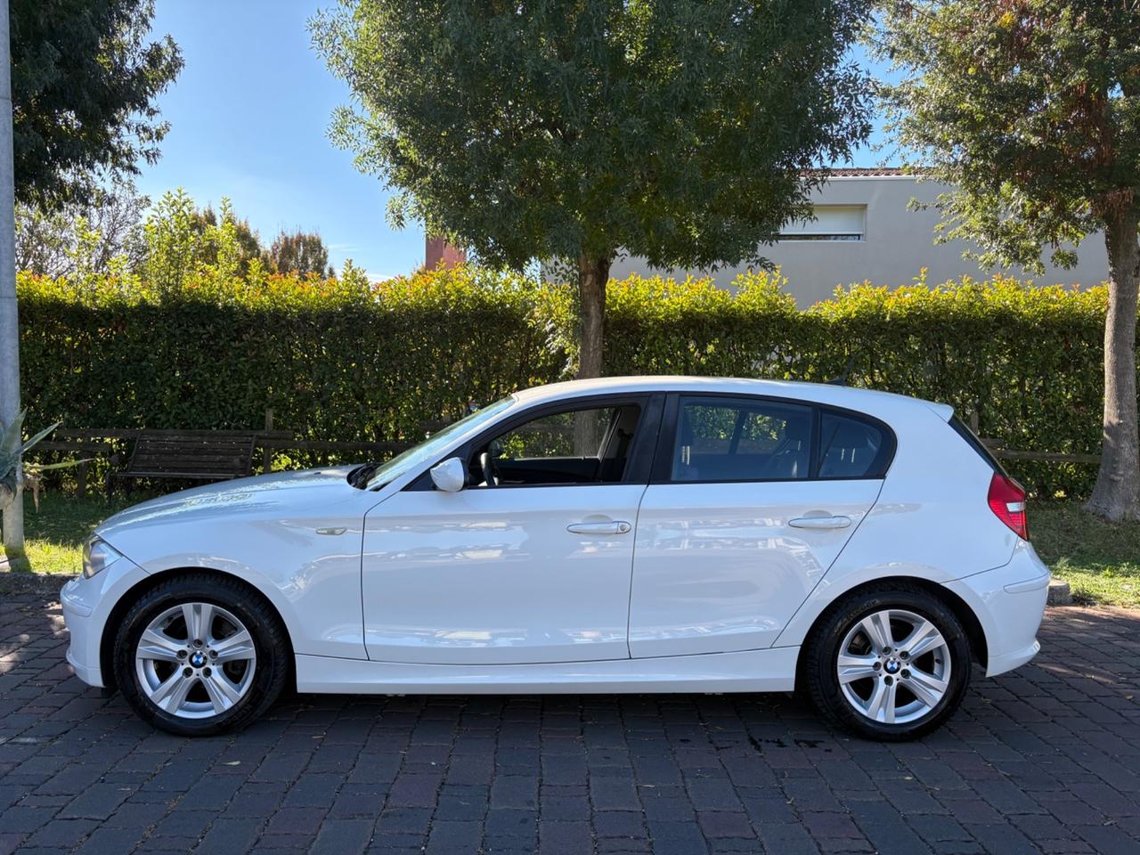 Bmw 116 116i cat 5 porte Futura