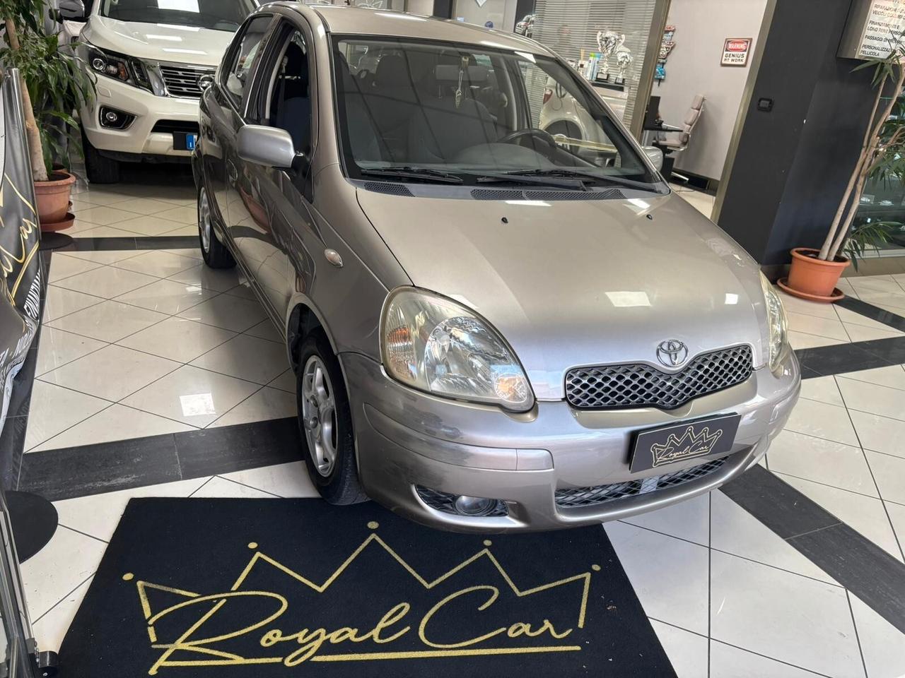 Toyota Yaris 1.0i 16V cat 5 porte Expo