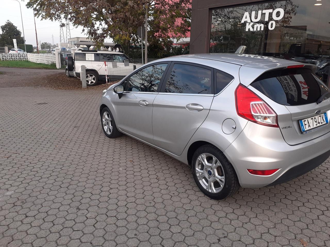 Ford Fiesta 1.5 TDCi 75CV 5 porte Titanium