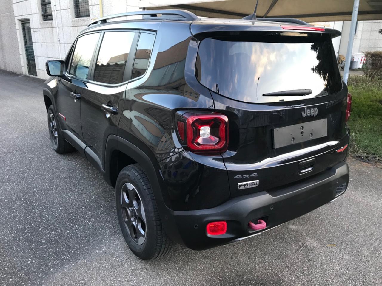 Jeep Renegade 2.0 Mjt 170CV 4WD Active Drive Low Trailhawk