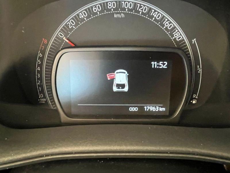 Toyota Aygo X 1.0 VVT-i 72 CV 5 porte Active S-CVT