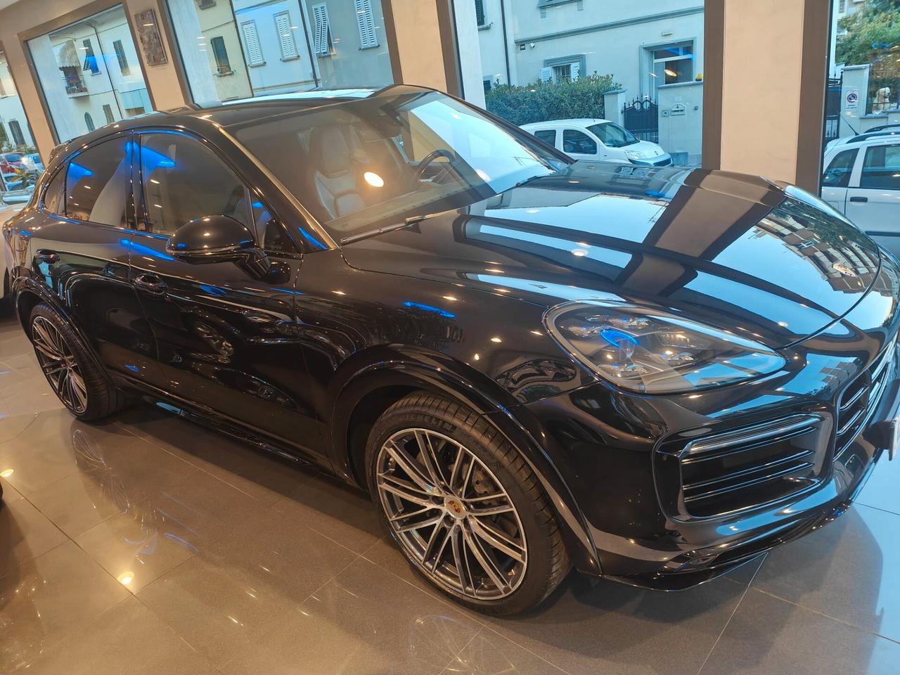 Porsche Cayenne Coupé 3.0 V6 S 440cv