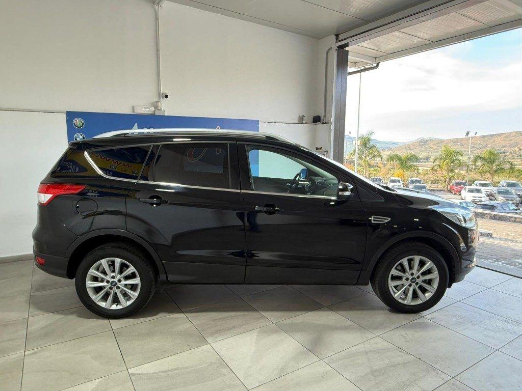 Ford Kuga 2.0 TDCI 150 CV S&S 4WD Titanium