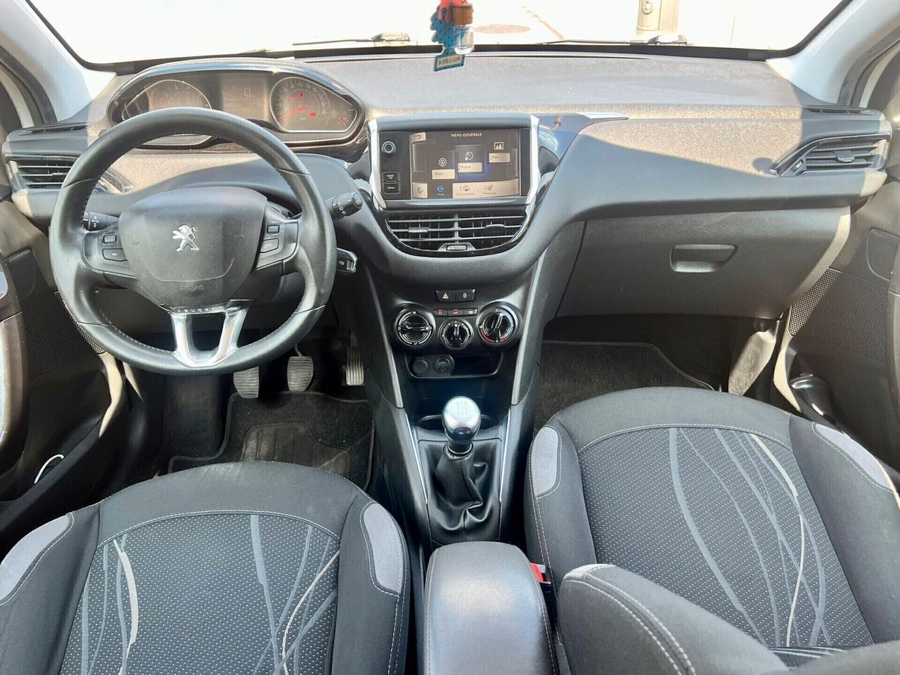 Peugeot 208 1.2 VTi 82 CV 3 NEOPATENTATI