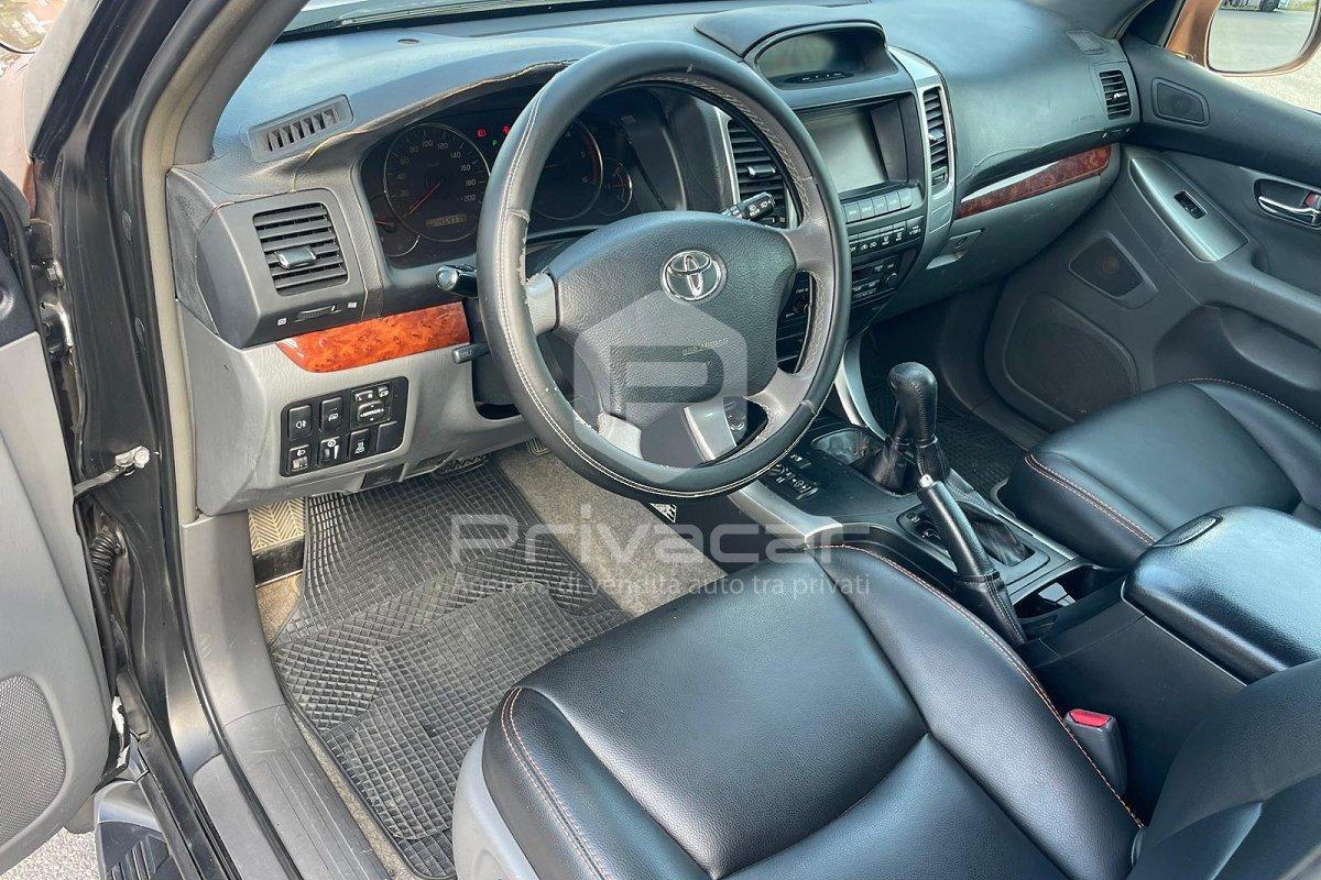 TOYOTA Land Cruiser 3.0 D-4D 16V cat 5 porte aut. Wagon