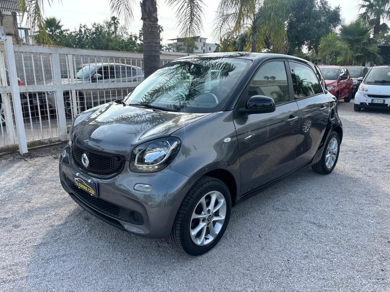 SMART FORFOUR 1.0 70CV AUTOMATIC 60.000KM