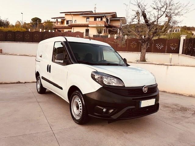 FIAT DOBLO NATURAL POWER 1.4 TJET 3POSTI CLIMA METANO