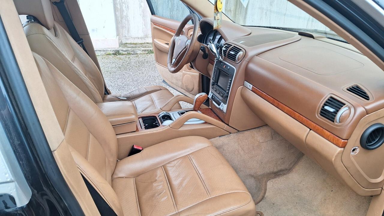 Porsche Cayenne 3.2 V6 cat