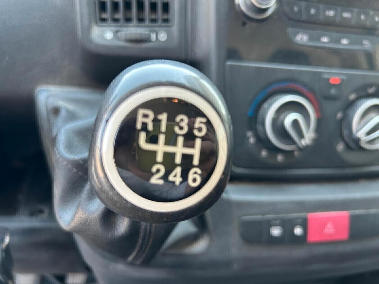 Peugeot Boxer 330 2.2 BlueHDi PM-TM L2 H2 SPOTICAR