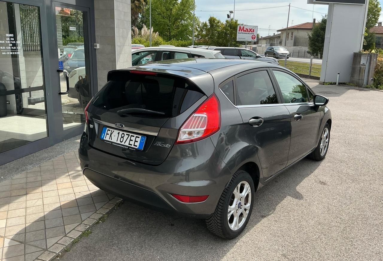 Ford Fiesta 1.4 GPL Neopatentati