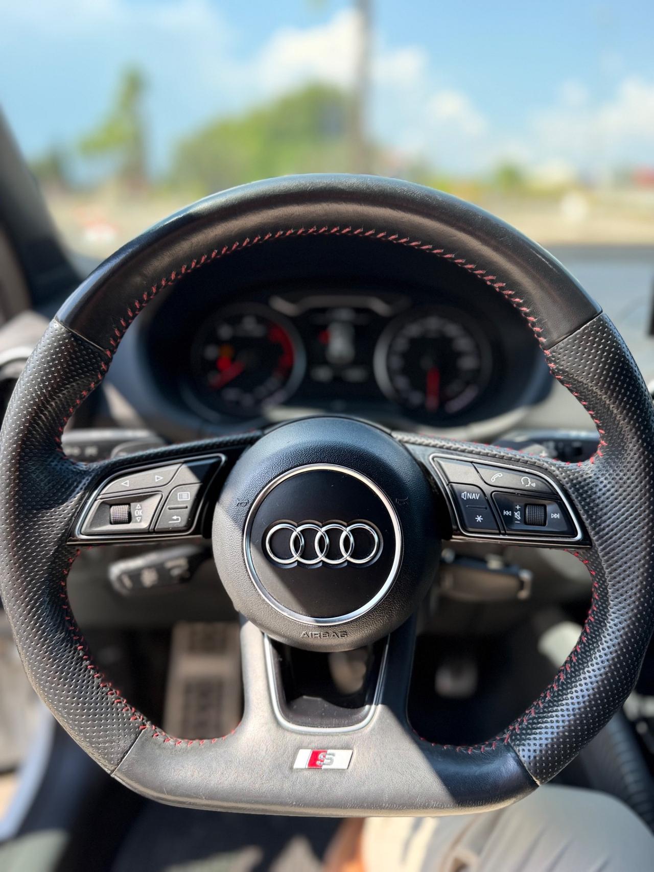 Audi Q2 35 TDI quattro S tronic line Edition