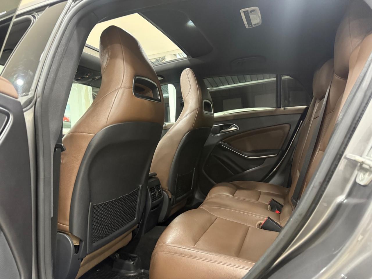 Mercedes Cla 220 premium amg tetto apribile