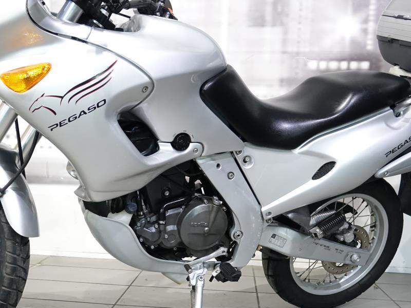 Aprilia Pegaso 650