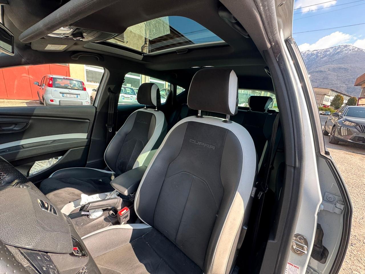 Seat Leon 2.0 TSI DSG 5p. Cupra