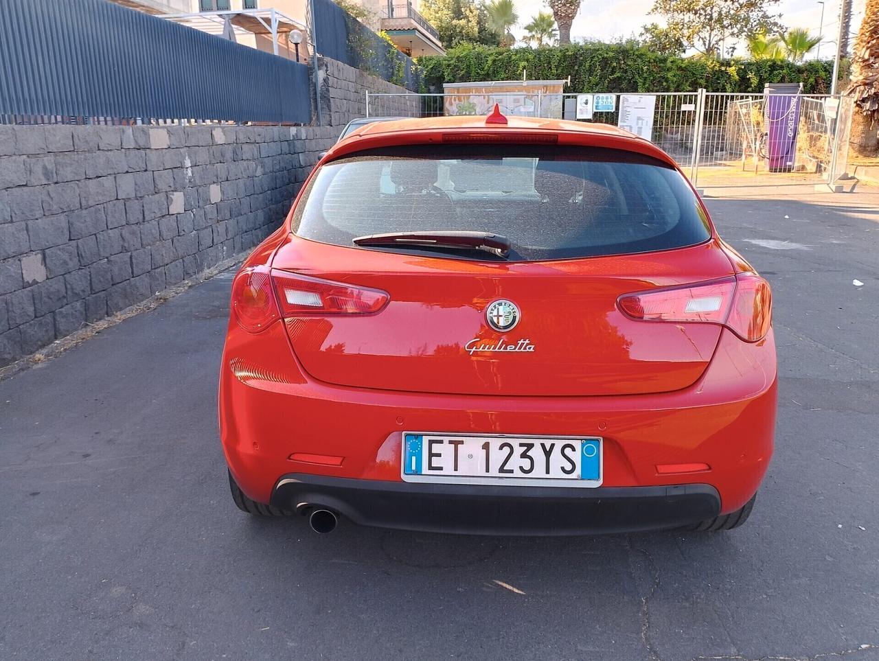 Alfa Romeo Giulietta 1.6 JTDm-2 105 CV Exclusive