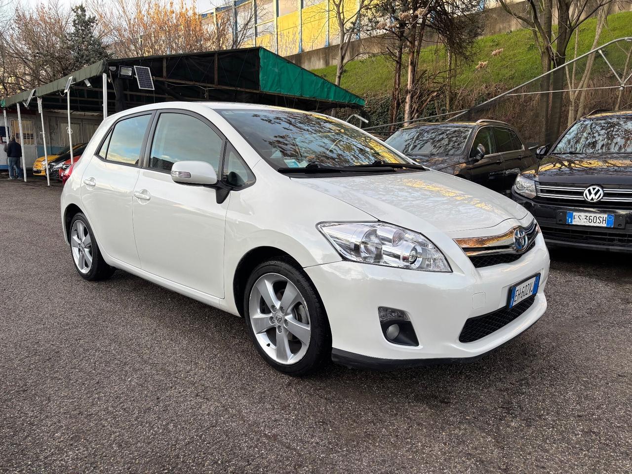 Toyota Auris 1.8 Hybrid 5 porte Executive