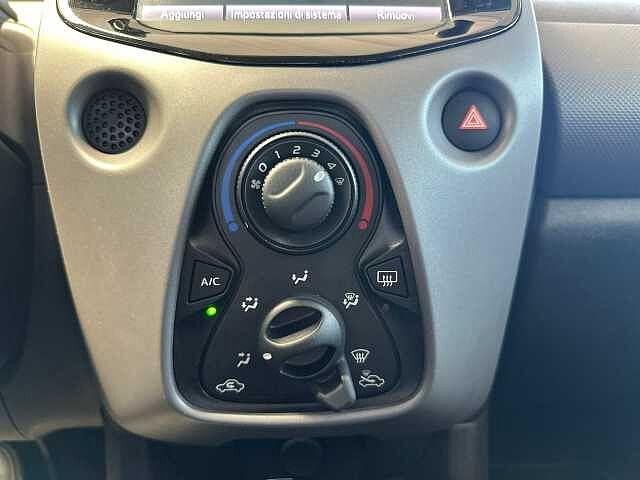 Peugeot 108 VTi 72 S&S 5 porte Allure