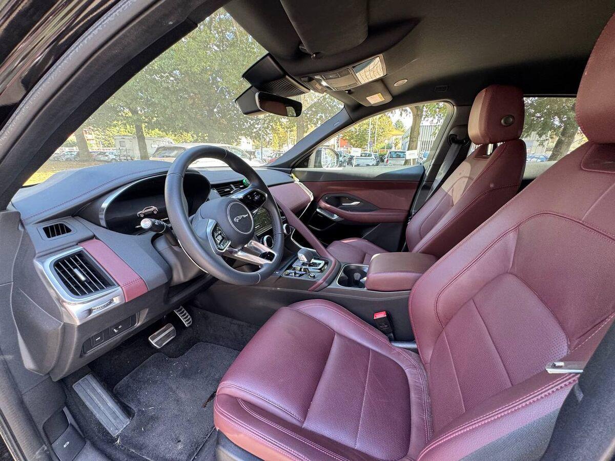 Jaguar E-Pace 2.0d i4 mhev R-Dynamic Black awd 163cv auto