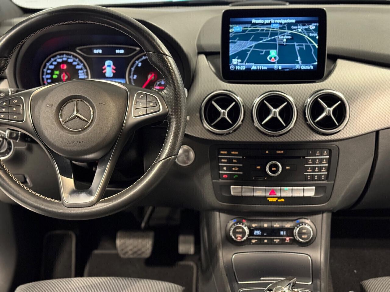 Mercedes-benz B 180 Automatico, Anno 2018